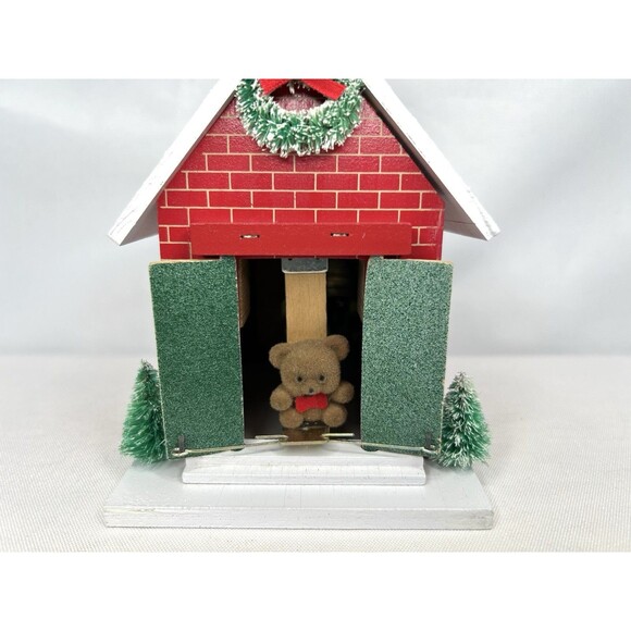 Vtg Berkeley Designs Music Box Christmas Animated Santa Coming to Town Works - Picture 7 of 11